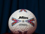 Mitre riporta l’iconica palla Ultimax per celebrare il 30° anniversario