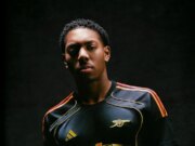 Collezione Arsenal x NTS: lanciata la linea di abbigliamento ispirata al nord di Londra