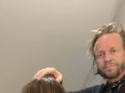 Davina McCall e Michael Douglas ammettono di non vedere l’ora che finisca il 2025 dopo aver trascorso un “anno infernale” in seguito al tumore al cervello e alla diagnosi di cancro del presentatore – settimane dopo essersi sposati in segreto