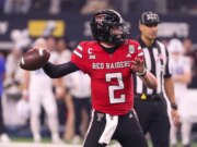 Il QB di Texas Tech Behren Morton (perone) fuori dallo stivale, si sente al 100%