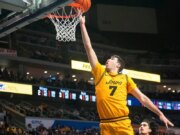 Alvaro Folgueiras sta apprendendo il ruolo per il numero 25 dell’Iowa con UMass Lowell nel prossimo