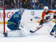 I volantini si radunano oltre Canucks per la quattordicesima vittoria in rimonta