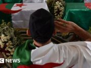 La legge algerina dichiara un crimine la colonizzazione francese