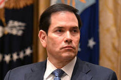 Il magnate dei media tedesco comprerà il quotidiano conservatore britannico