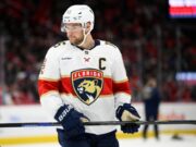Cronaca: Aleksander Barkov dei Panthers riprende a pattinare