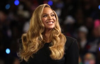 Beyoncé è “ufficialmente una miliardaria” dopo aver insistito sul fatto che nessuna somma di denaro vale la sua tempo