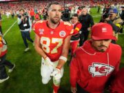 Kelce dei Chiefs è indeciso sul ritiro dopo l’ultima partita casalinga piena di “emozioni”