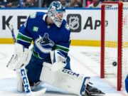 I Canucks perdono contro i Flyers nel ritorno di Rick Tocchet a Vancouver