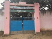 Gli studenti denunciano la discriminazione di casta da parte degli insegnanti nel villaggio di Alawalpur adottato da Ravi Shankar Prasad