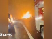 Guarda: Enorme palla di fuoco mentre una cisterna esplode sull’autostrada italiana