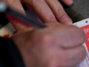 Jackpot Powerball da 1,817 miliardi di dollari della vigilia di Natale vinto con un biglietto, in Arkansas