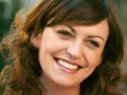 Comica canadese con famiglia amorevole, cane, chiede il suicidio assistito, cube di aver provato di tutto per superare la malattia mentale