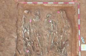 Lungo il percorso autostradale emergono straordinarie fosse comuni risalenti a battaglie secolari