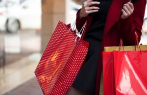 Ecco cosa è aperto il giorno dopo Natale, dai negozianti alle banche