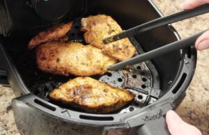 Sono un utente esperto della friggitrice advert aria. Ecco 10 cibi che non ci metterò mai più dentro