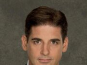 L’orso nero che vive sotto casa Altadena non mostra segni di movimento