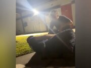 I vigili del fuoco della Florida presumibilmente hanno sottoposto a waterboarding e frustato un principiante sul video di TikTok mentre 4 affrontano accuse penali