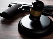 Gli americani armati reagiscono: le sparatorie per legittima difesa più avvincenti del 2025 negli Stati Uniti