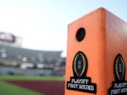 Le valutazioni dei School Soccer Playoff scendono del 7% poiché la competizione NFL incide sul pubblico