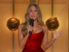 Nikki Glaser scatta foto a Bari Weiss e CBS Information nel monologo dei Golden Globes