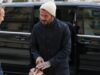 David Beckham e figli fotografati alla settimana della moda di Parigi nel mezzo di una faida familiare