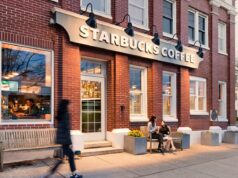 La revisione tecnologica aiuta Starbucks a registrare la prima crescita delle transazioni negli Stati Uniti in due anni