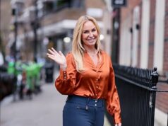 Josie Gibson mostra un’incredibile perdita di peso di cinque pietre in denims attillati e bikini dopo aver rivelato come ha spostato i chili con una “dieta anni ’70”