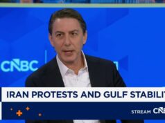 L’Iran riapre lo spazio aereo dopo una chiusura prolungata che spaventa le compagnie aeree