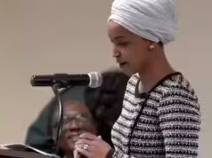 Sono un sopravvissuto: Ilhan Omar risponde dopo l’attacco con spray al municipio di Minneapolis