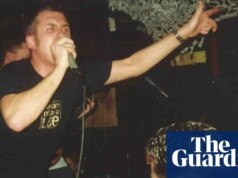 ‘I fascisti ci minacciavano ma noi li abbiamo sempre affrontati’: il membership anarchico di Bradford ancora in lotta dopo 45 anni