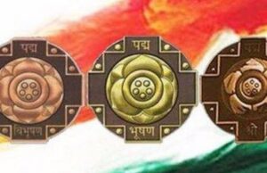 Famiglia, discepoli del defunto ballerino folks Vishwa Bandhu felici della sua selezione per Padma Shri