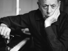 Philip Glass annulla la prima della sinfonia “Lincoln” al Kennedy Heart in mezzo a enormi sconvolgimenti