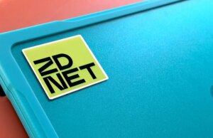 Questa stampante per adesivi Bluetooth è il gadget tecnologico più strano di cui non sapevo di aver bisogno