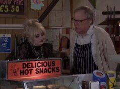 I fan di Coronation Road sono sconcertati quando vedono l’errore di Roy’s Rolls