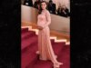 Hailee Steinfeld calca il primo tappeto rosso dopo la gravidanza Notizie ai Golden Globes