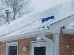 Tempesta invernale nelle previsioni? Meglio preparare il rastrello da tetto
