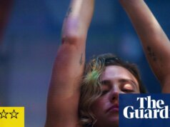 Recensione Clickbait: dramma avvincente sul costo umano della moderazione di Web