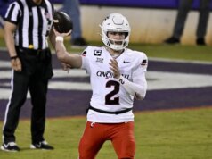 Rapporti: Cincinnati farà causa all’ex QB Brendan Sorsby per $ 1 milione