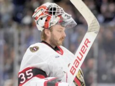 Il senatore G. Linus Ullmark ritorna dalle ferie e funge da riserva