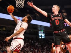 La Georgia numero 18 si mobilita per riprendersi con la vittoria sulla Carolina del Sud