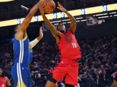 I Warriors superano lo scarso tiro di Stephen Curry e fanno esplodere i Blazers