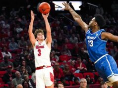 N. 25 Miami (Ohio) che effettua colpi di frizione per rimanere perfetto, affronta UMass