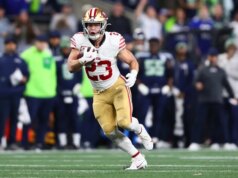Christian McCaffrey dei 49ers, 4 QB finalisti per il premio MVP