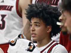 Con Mikel Brown Jr. di nuovo in piega, il numero 23 di Louisville si trasforma in numero 5 di Duke