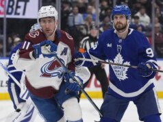 La tripletta di Brock Nelson porta Avalanche oltre i Maple Leafs