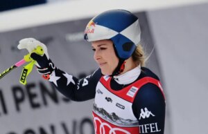 Lindsey Vonn si ritira dalla gara del SuperG di Coppa del Mondo