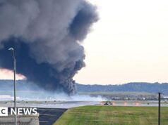 Boeing period a conoscenza di un difetto in parte legato all’incidente aereo dell’UPS, afferma il rapporto del comitato di sicurezza statunitense