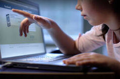 TikTok, Meta e YouTube hanno fatto causa nel primo processo in assoluto sulla dipendenza childish