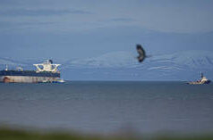 La Francia sequestra petroliera “proveniente dalla Russia”