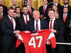 Donald Trump accoglie le Panthers alla Maison-Blanche
